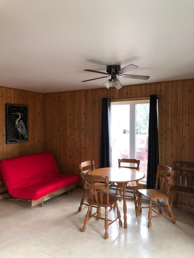 Chalets Les Chanterelles De Forillon L'Anse-au-Griffon Экстерьер фото