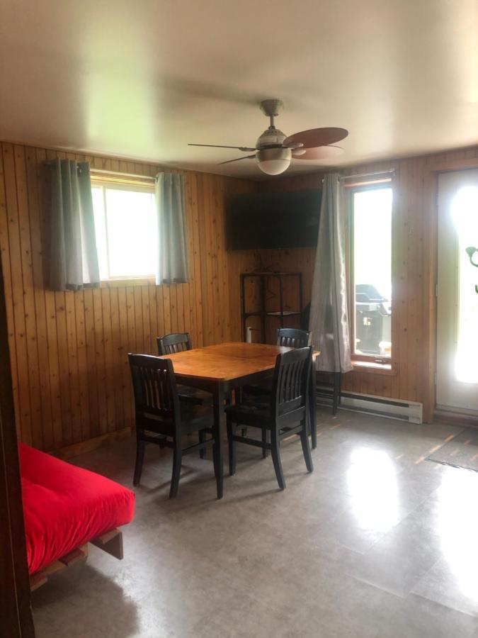 Chalets Les Chanterelles De Forillon L'Anse-au-Griffon Экстерьер фото