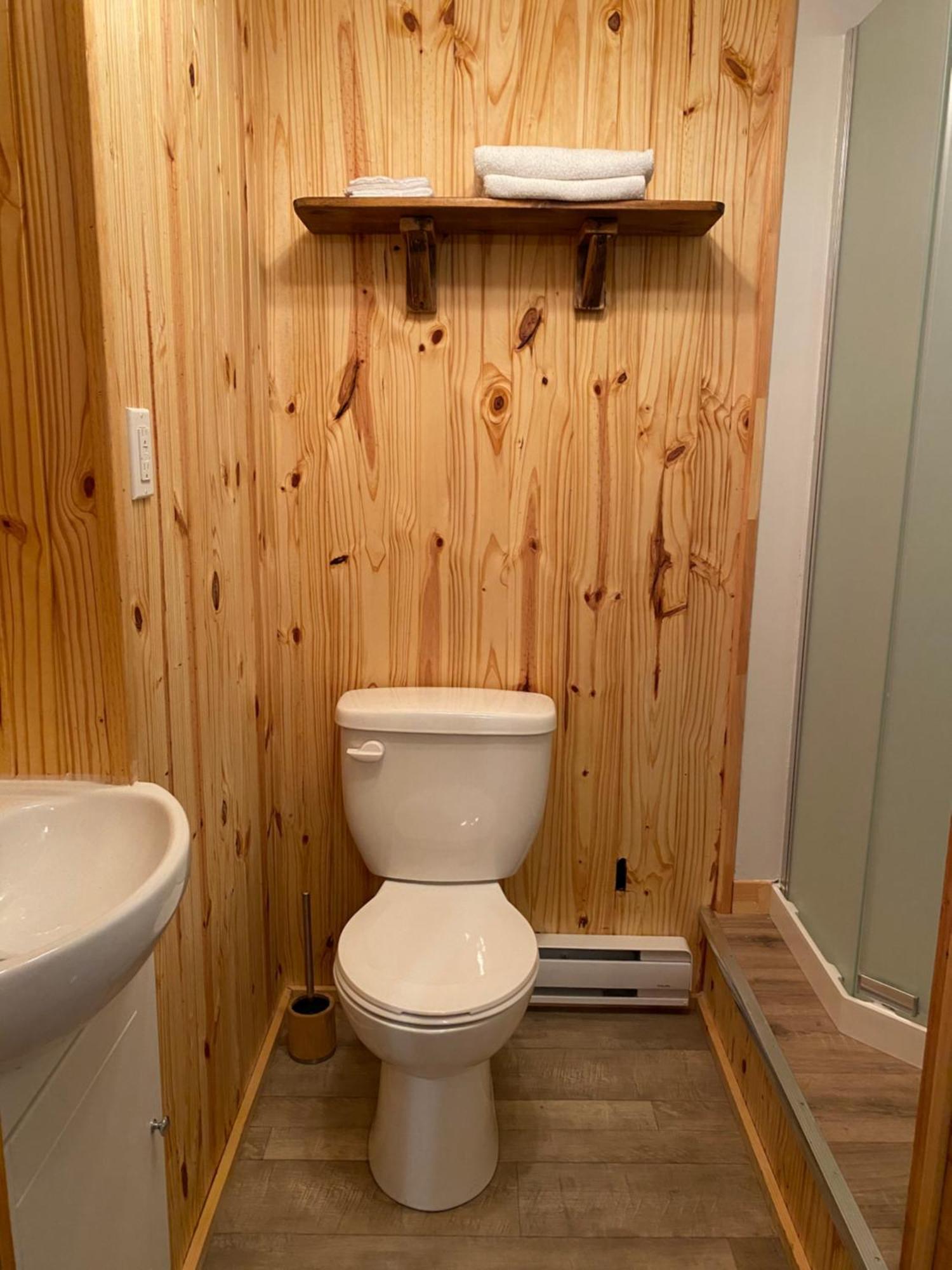 Chalets Les Chanterelles De Forillon L'Anse-au-Griffon Экстерьер фото